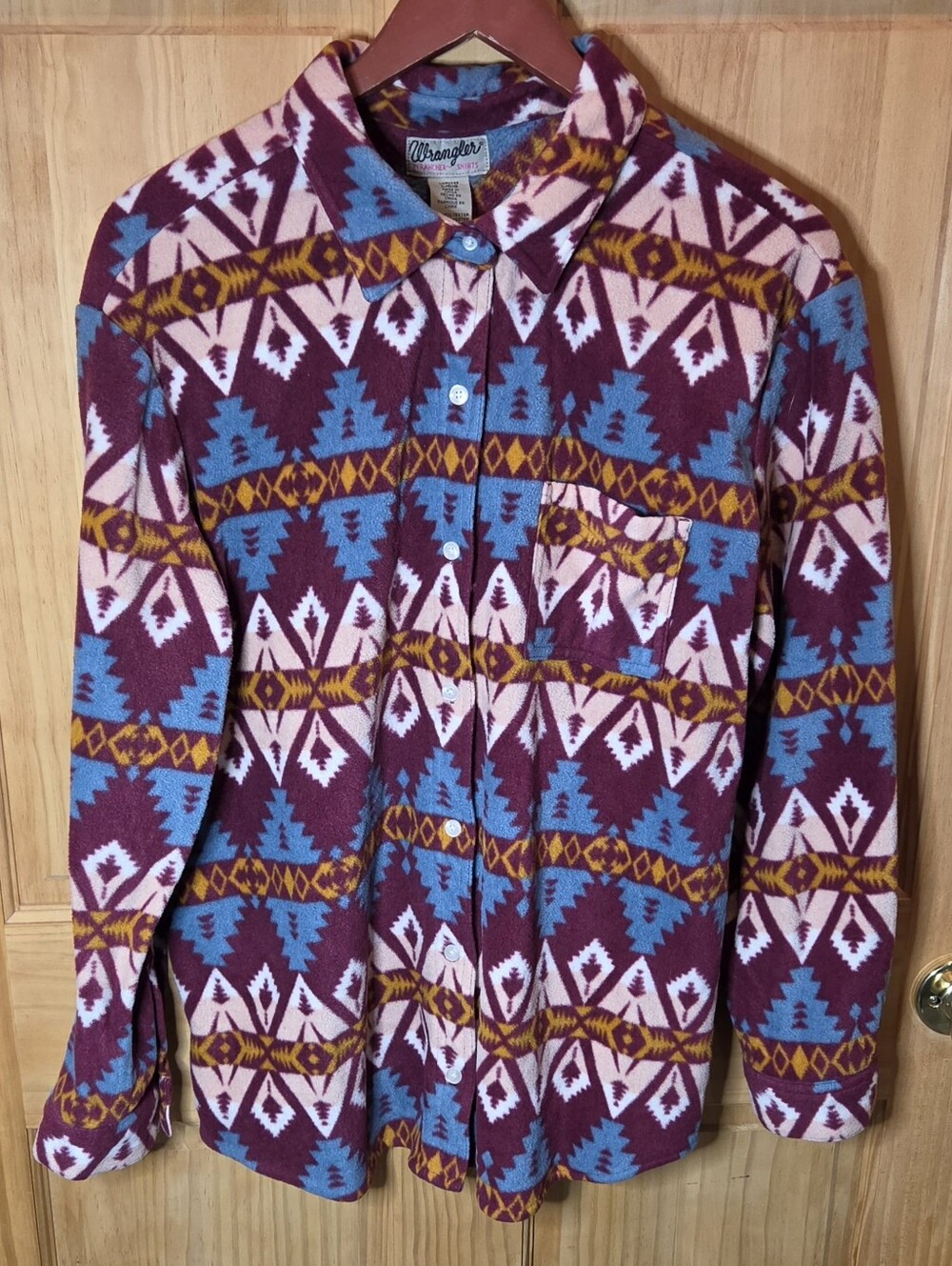 New Vintage Wrangler Women's Geometric Print Button Down Fleece Shirt Large